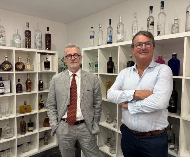 Jean-Pierre Bernadet (Président d'Atlanpack, administrateur Spirits Valley et exposant au salon) et Calixte Blanchard (directeur de Spirits Valley).