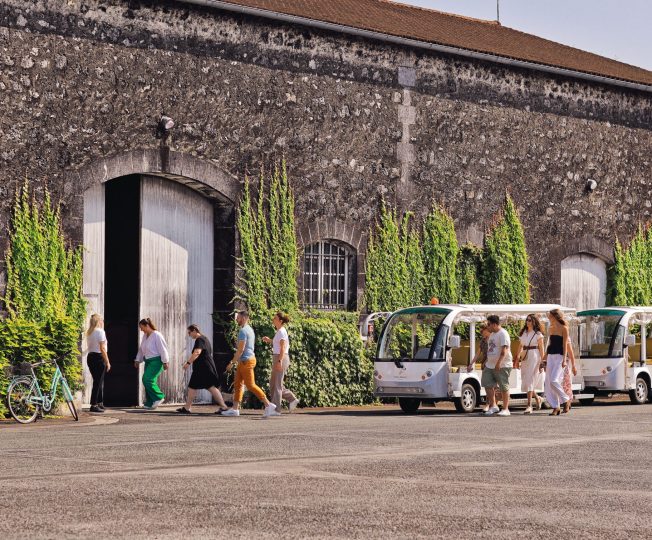 Visite emblématique de Rémy Martin en petit train.