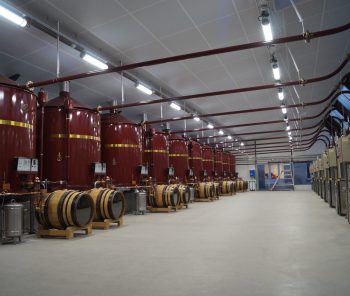 "Notre activité continue et nos engagements envers la viticulture restent une priorité" assure Charles Boinaud.